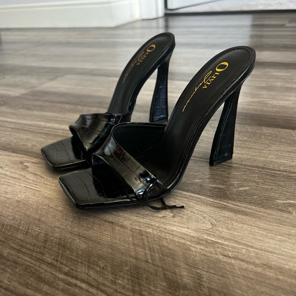 Black heels